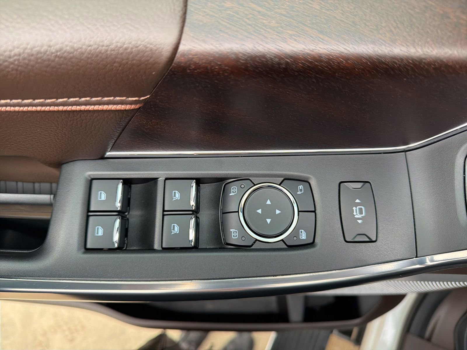 Certified 2026 Ford F350 King Ranch AWD/4WD image 15