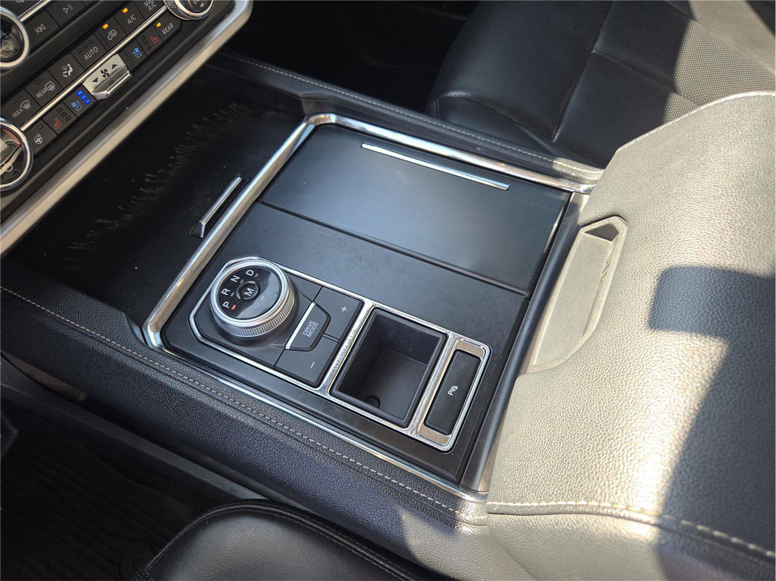 Certified 2022 Ford Expedition XLT RWD image 18
