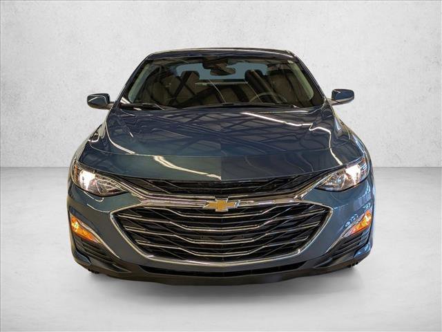 Used 2025 Chevrolet Malibu LS FWD image 2