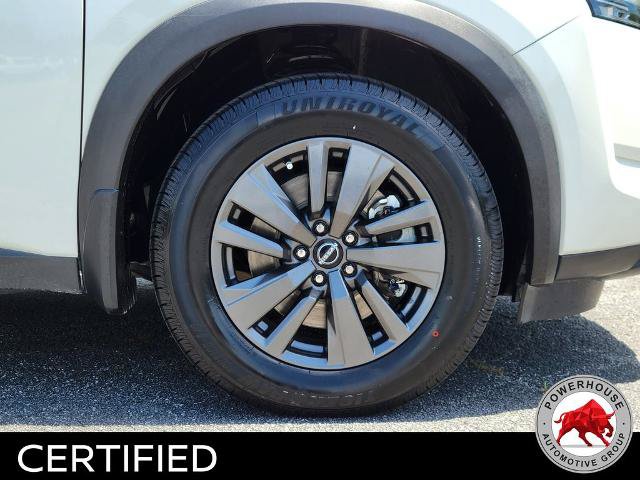 Used 2022 Nissan Pathfinder SV AWD/4WD image 12