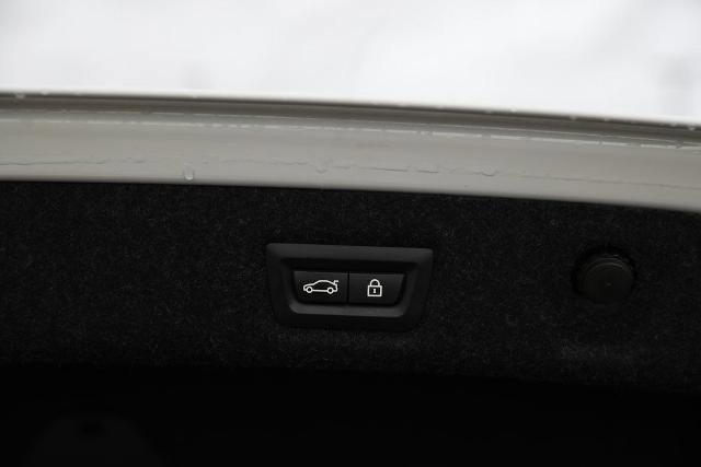 Used 2019 BMW 540i xDrive image 14