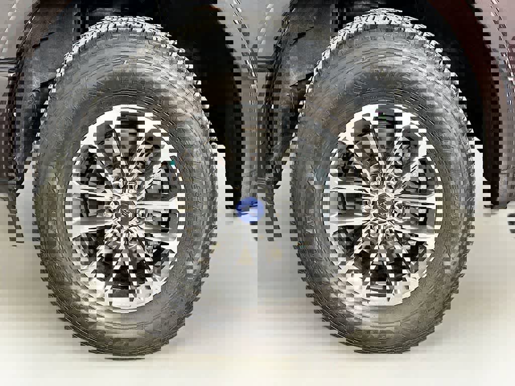 Certified 2019 Ford F150 XLT w/ Equipment Group 302A Luxury image 11