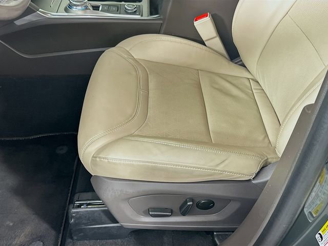 Certified 2023 Ford Explorer Platinum image 28