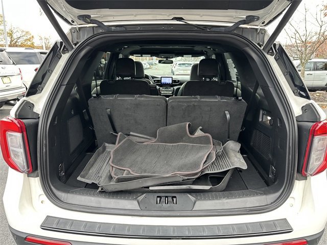 Certified 2022 Ford Explorer ST-Line w/ Class IV Trailer Tow Package image 45