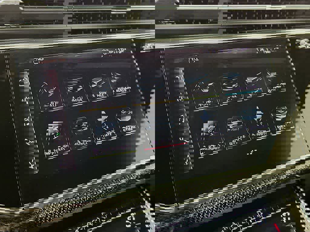 Used 2021 Audi SQ7 Premium Plus w/ Executive Package image 20