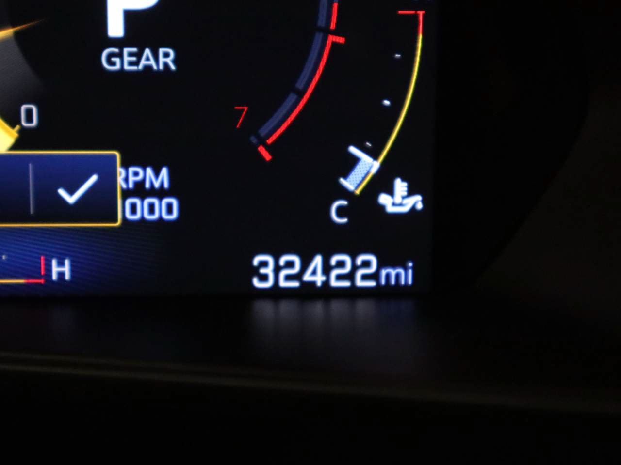 Used 2025 Chevrolet Colorado Trail Boss w/ LPO, Hood Decal Package AWD/4WD image 8