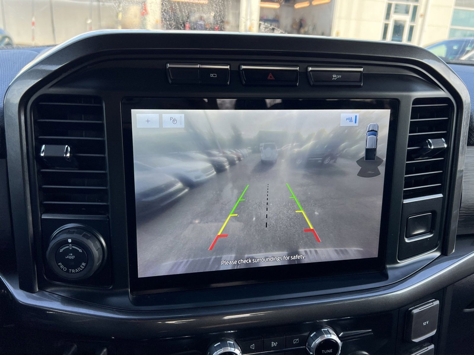 Certified 2022 Ford F150 XLT w/ Equipment Group 302A High image 19