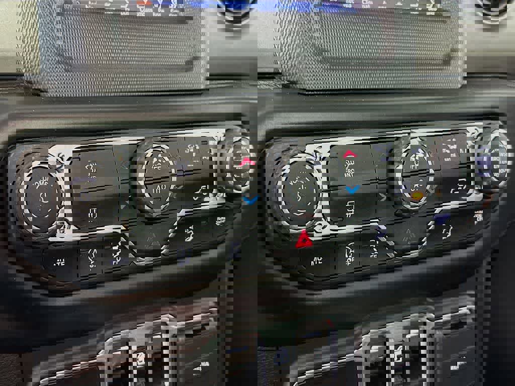 Used 2020 Jeep Wrangler Unlimited Sport S image 21