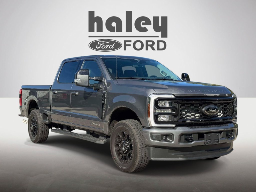 Certified 2026 Ford F350 Lariat w/ Black Appearance Package