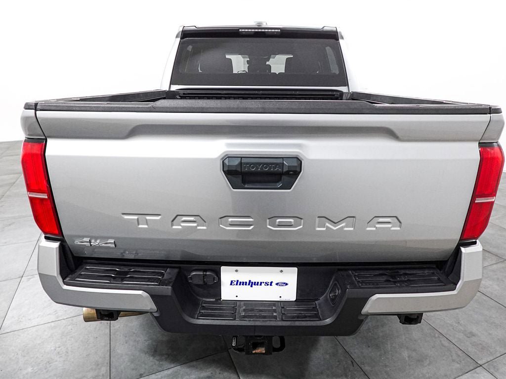 Used 2024 Toyota Tacoma SR5 AWD/4WD image 6