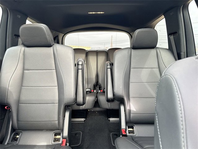 Used 2025 Mercedes-Benz GLS 450 4MATIC image 31