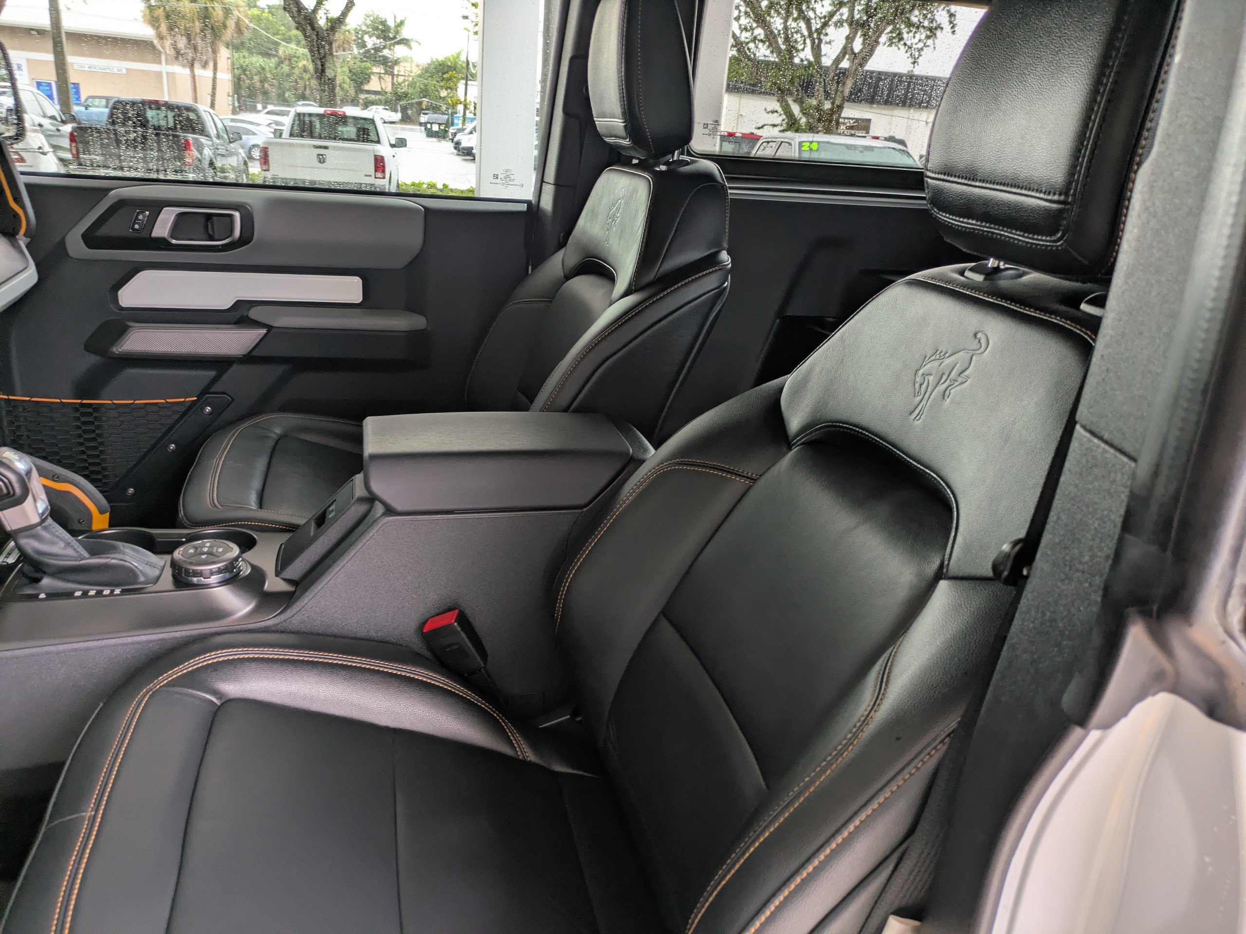 Certified 2023 Ford Bronco Badlands AWD/4WD image 16