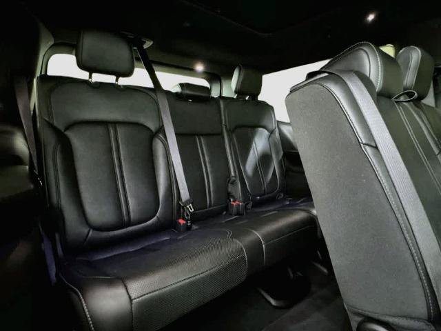 Used 2023 Jeep Wagoneer Series II RWD image 33
