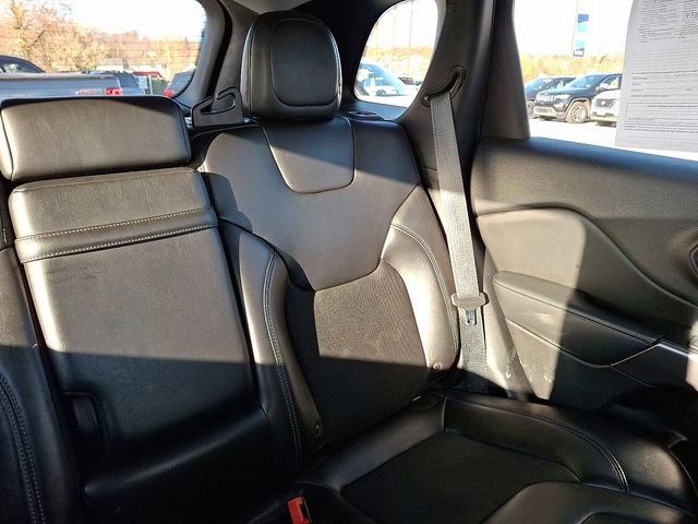 Used 2019 Jeep Cherokee Latitude Plus w/ Cold Weather Group image 21