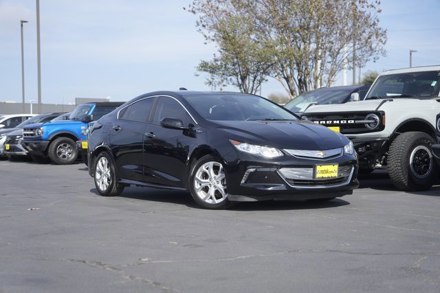 Used 2017 Chevrolet Volt Premier w/ Driver Confidence II Package image 1