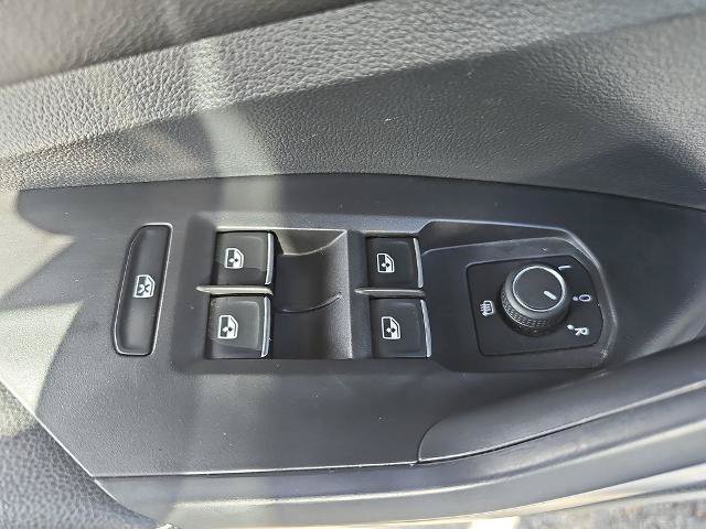 Used 2025 Volkswagen Jetta S FWD image 25