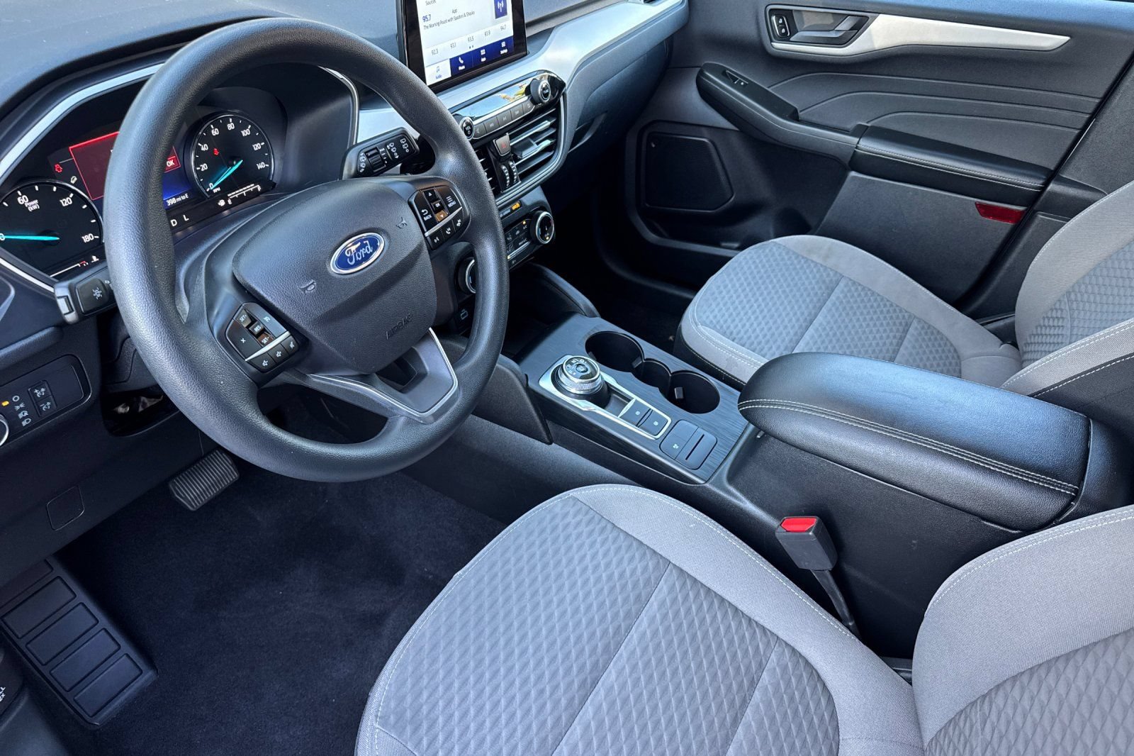 Certified 2022 Ford Escape SE FWD image 11