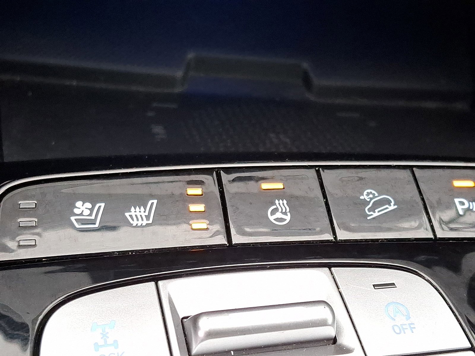 Used 2024 Hyundai Tucson Limited image 23