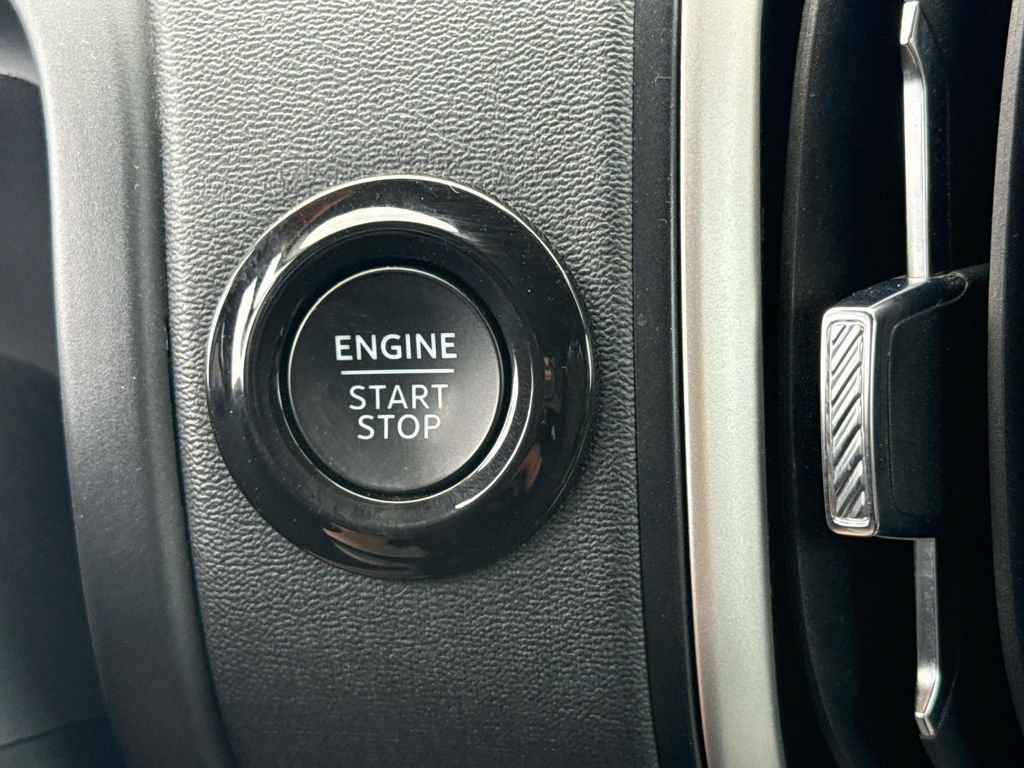 Certified 2025 Ford Expedition Max Active AWD/4WD image 29