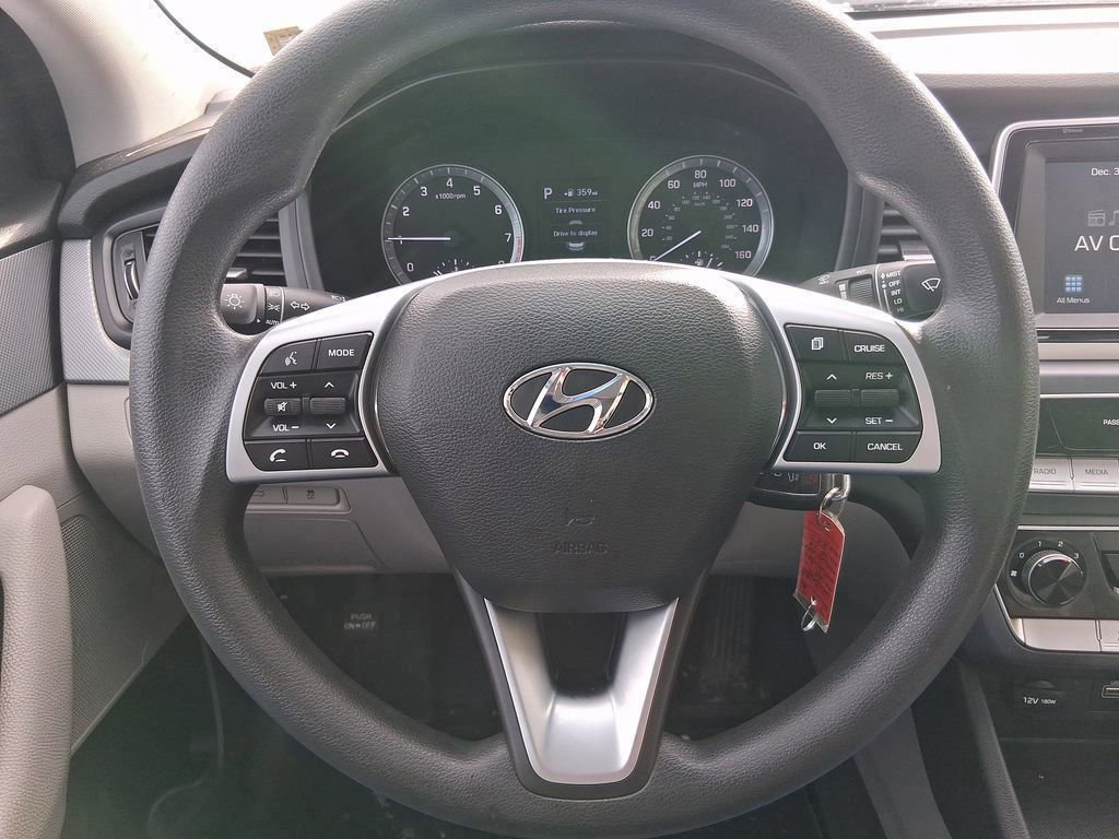 Used 2019 Hyundai Sonata SE w/ Cargo Package image 9