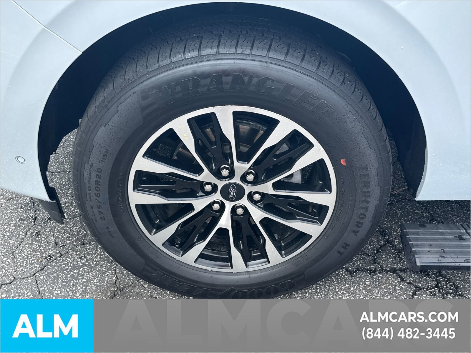 Certified 2025 Ford Expedition Platinum image 14