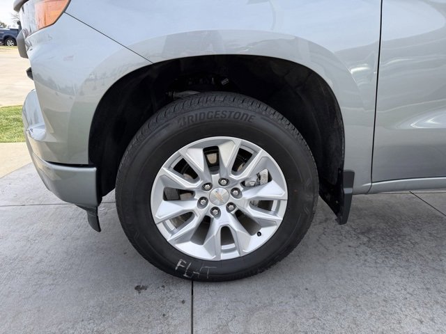 Used 2024 Chevrolet Silverado 1500 Custom image 6