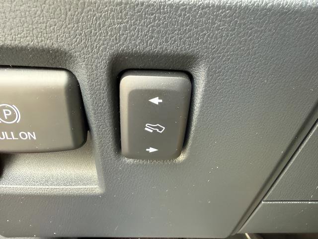 Certified 2021 Ford F150 Lariat AWD/4WD image 23