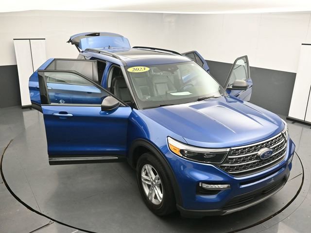 Certified 2023 Ford Explorer XLT w/ Equipment Group 202A AWD/4WD image 36
