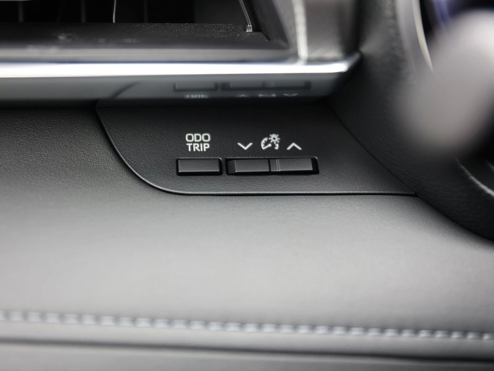 Used 2023 Toyota Highlander Platinum AWD/4WD image 39