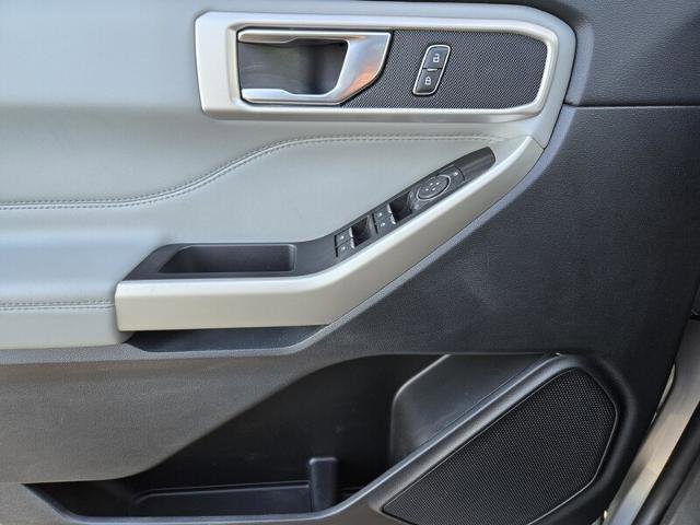 Certified 2022 Ford Explorer XLT w/ Equipment Group 202A image 32