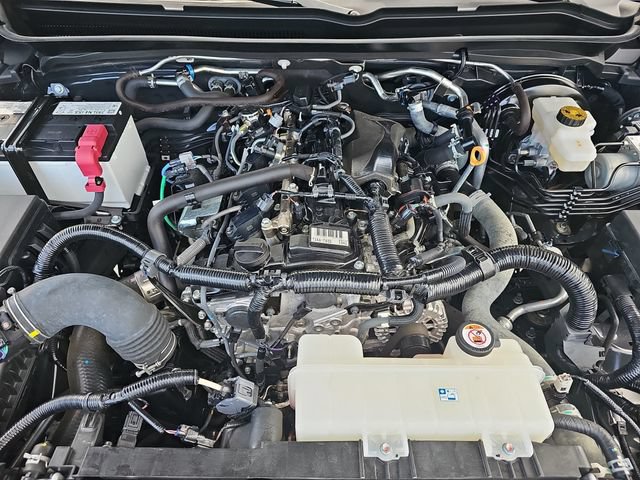 Used 2024 Toyota Tacoma SR5 w/ SR5 Upgrade Package RWD image 33