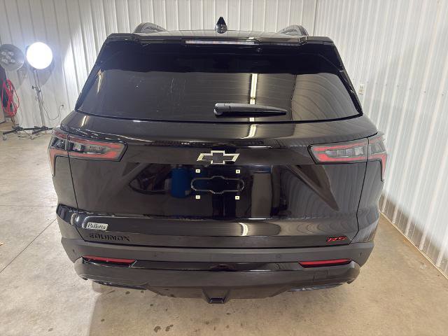 Used 2025 Chevrolet Equinox RS image 3