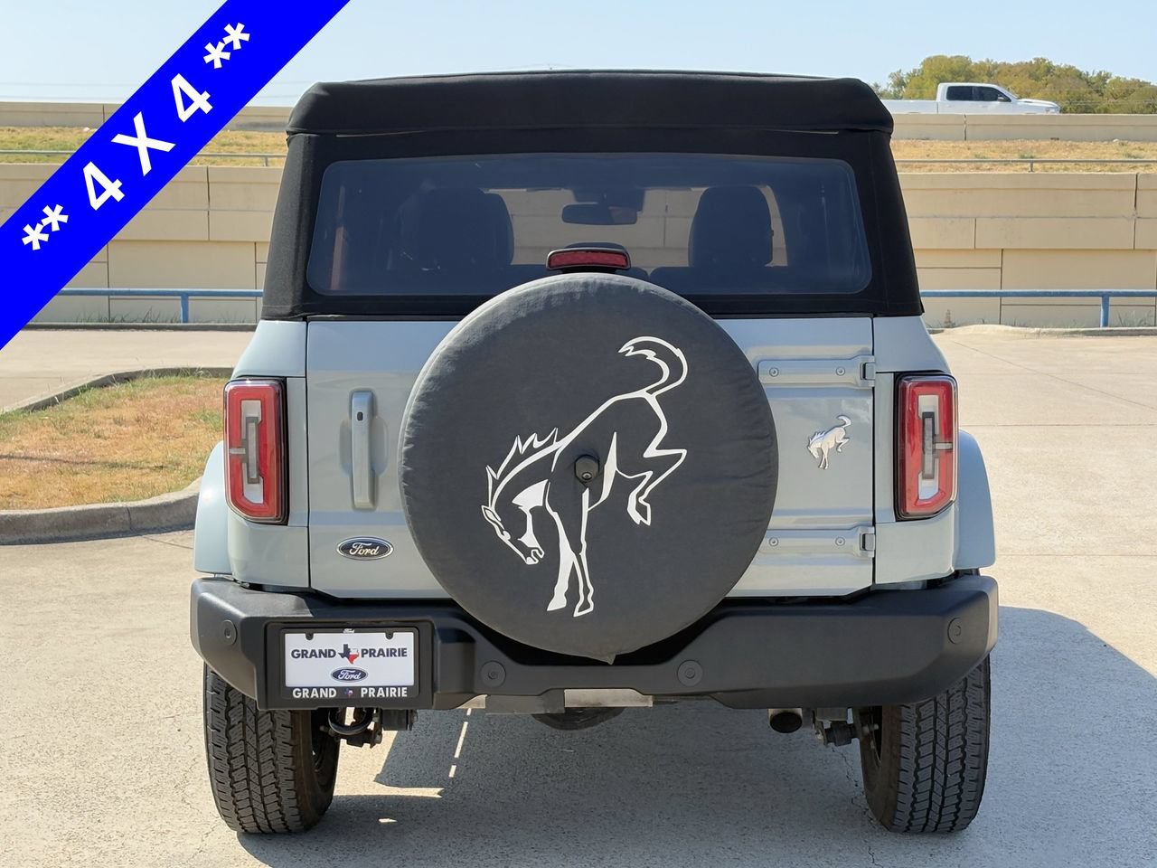 Certified 2024 Ford Bronco Outer Banks AWD/4WD image 7