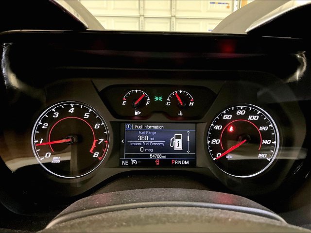 Used 2022 Chevrolet Camaro LT RWD image 19