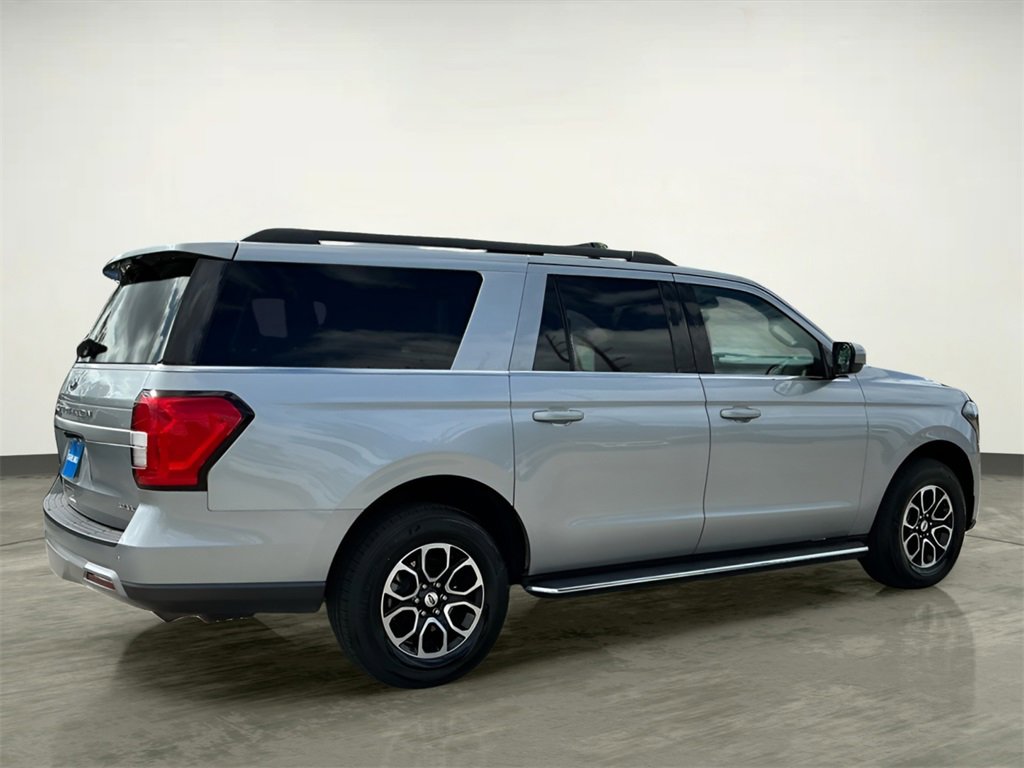 Certified 2023 Ford Expedition Max XLT image 8