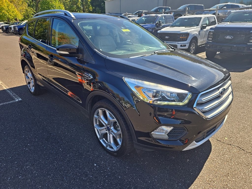 Certified 2019 Ford Escape Titanium AWD/4WD image 3