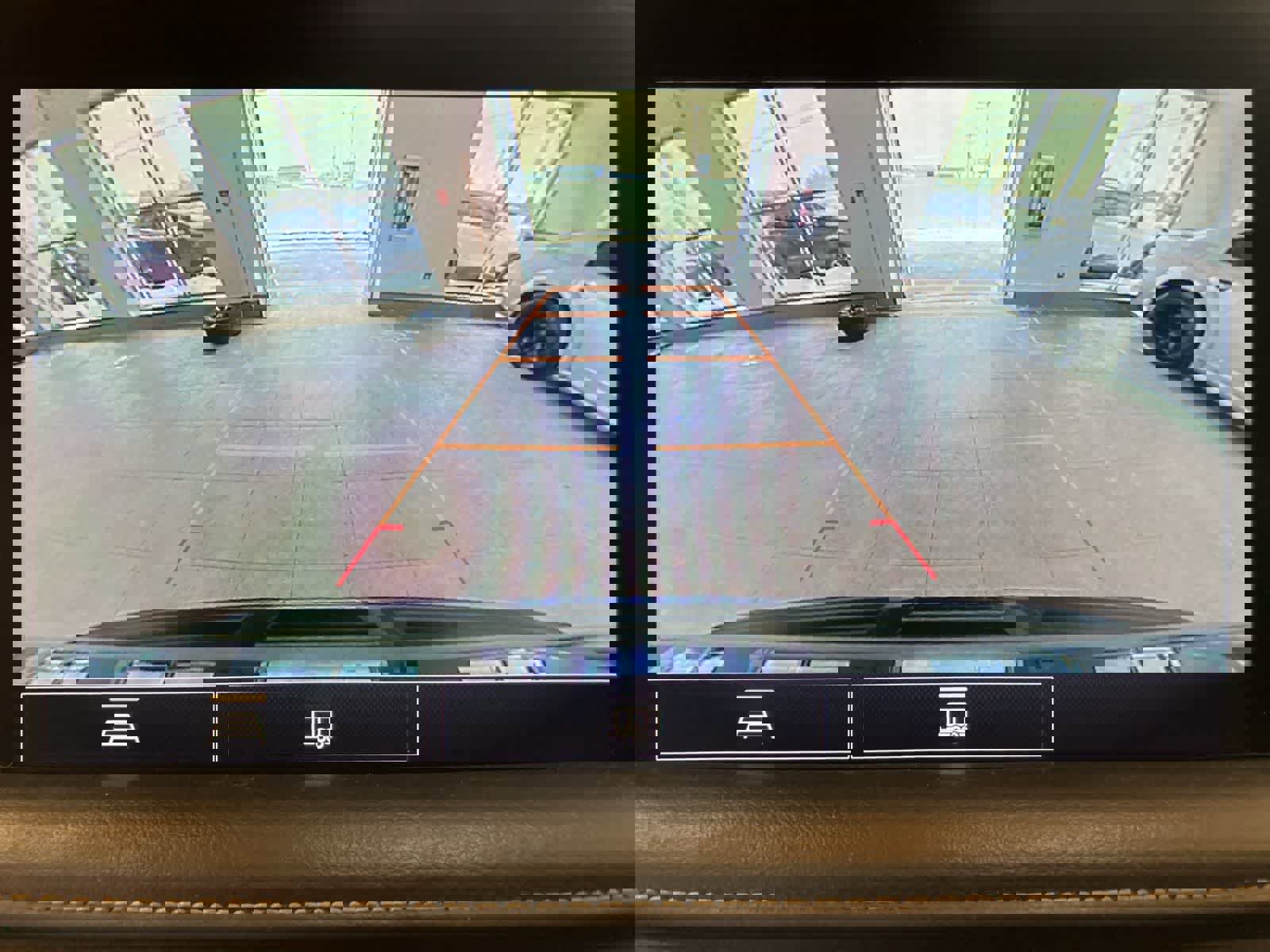 Used 2021 GMC Yukon XL SLT image 22