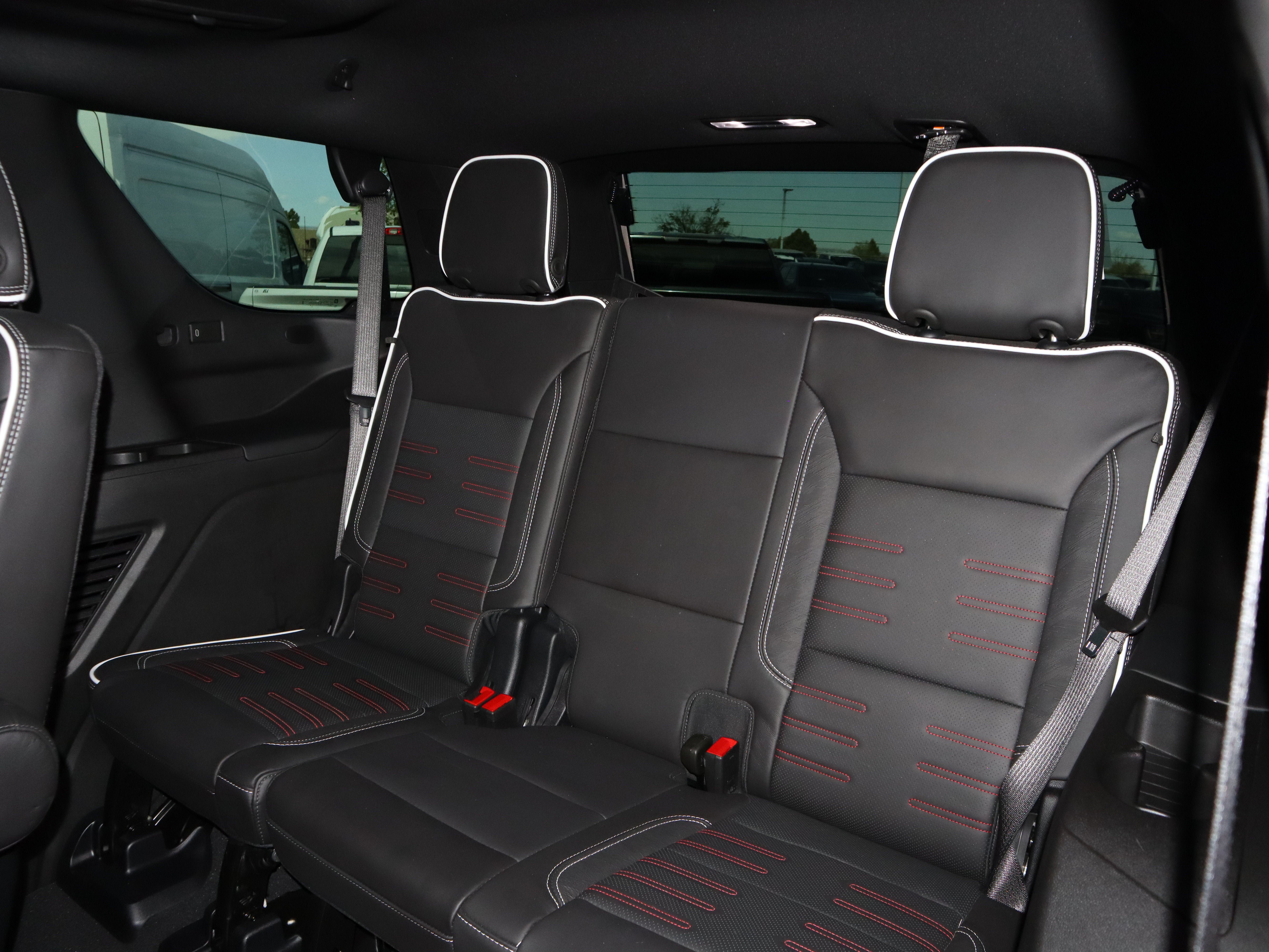 Used 2026 GMC Yukon AT4 Ultimate AWD/4WD image 36