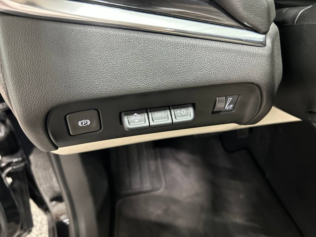 Used 2023 Buick Enclave Premium w/ Experience Buick Package AWD/4WD image 14