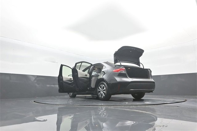 Used 2022 Toyota Corolla LE image 36