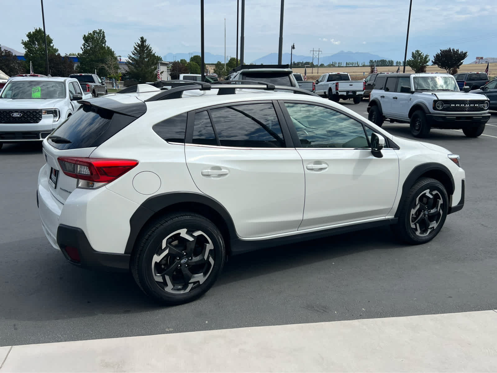 Used 2023 Subaru Crosstrek 2.5i Limited AWD/4WD image 7