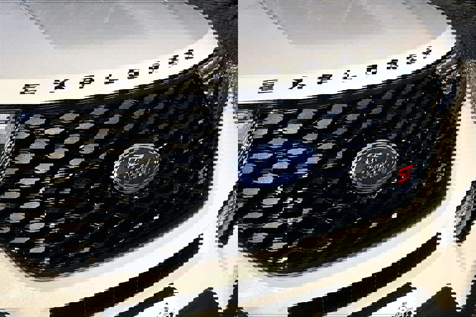 Certified 2022 Ford Explorer ST w/ Equipment Group 401A image 29