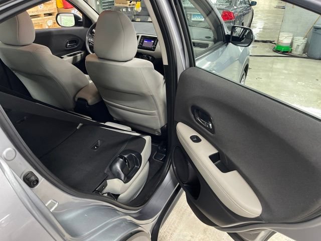Used 2022 Honda HR-V LX image 34