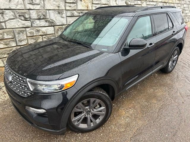 Certified 2023 Ford Explorer XLT w/ Equipment Group 202A image 6