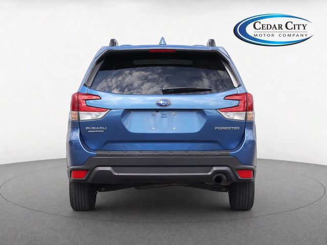 Used 2022 Subaru Forester Premium AWD/4WD image 7