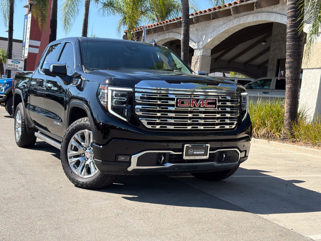 Used 2026 GMC Sierra 1500 Denali w/ Technology Package AWD/4WD image 3