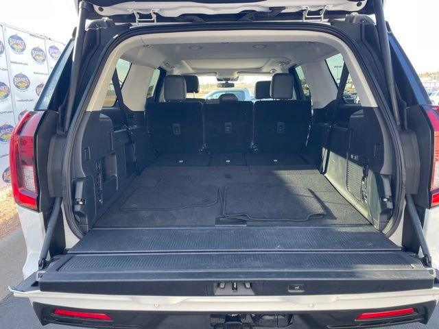 Certified 2025 Ford Expedition Max Active image 6