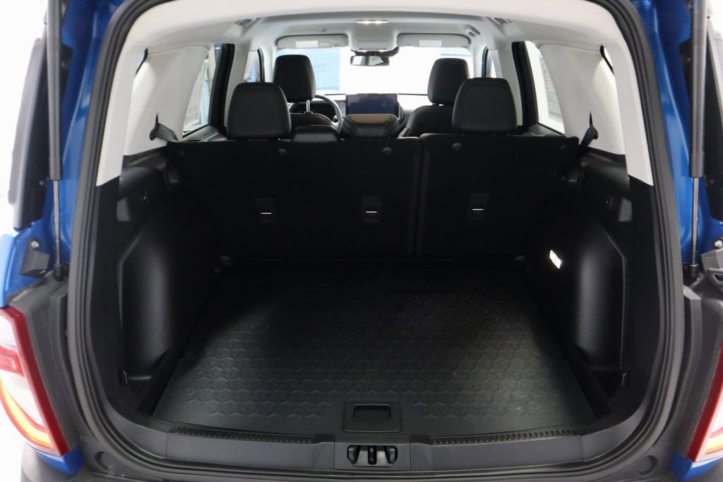 Certified 2025 Ford Bronco Sport Outer Banks w/ Outer Banks Tech Package+ AWD/4WD image 15