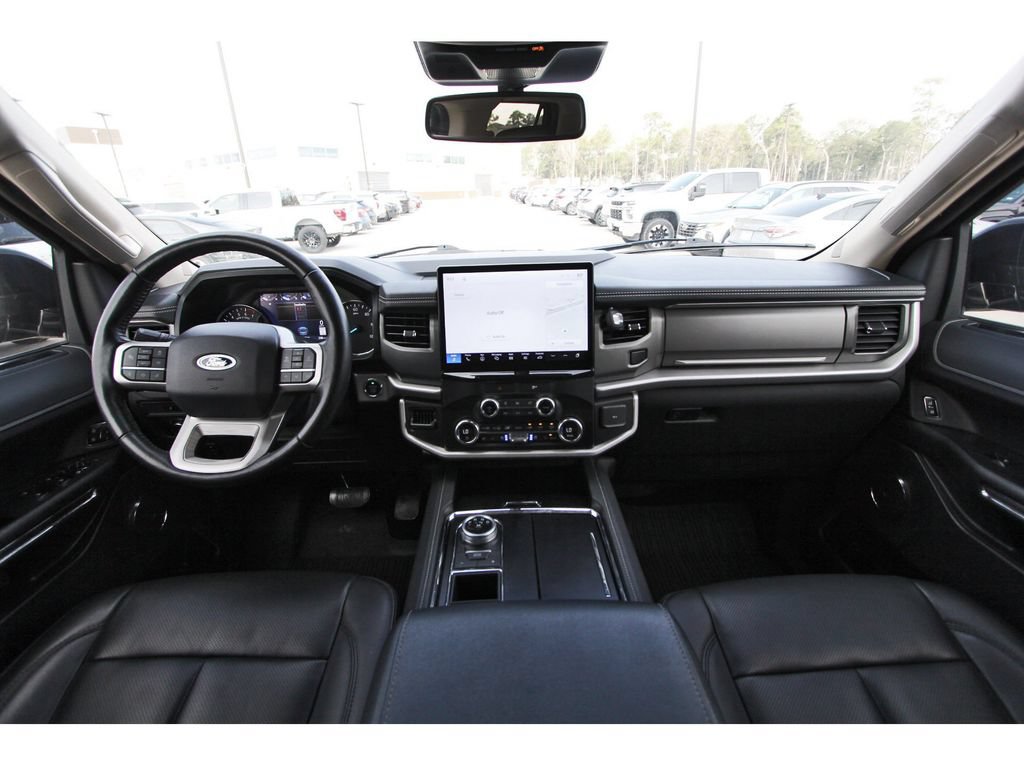 Certified 2023 Ford Expedition Max XLT RWD image 13