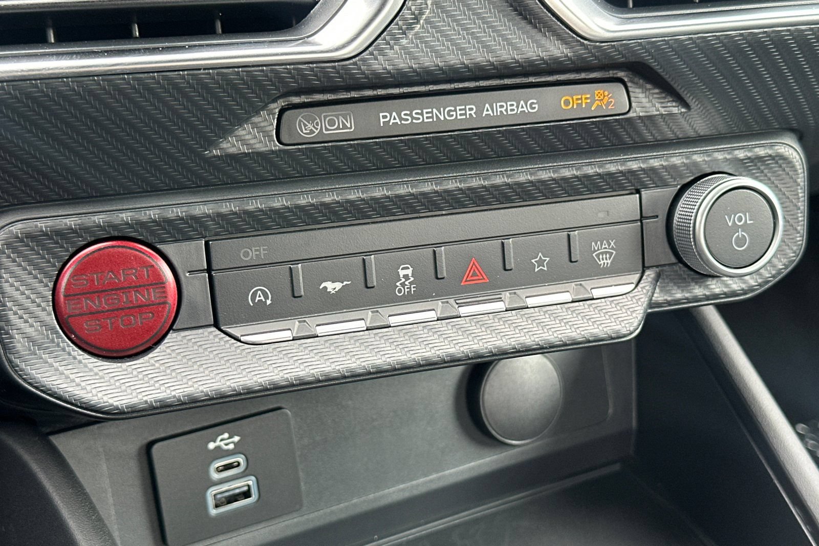 Certified 2025 Ford Mustang GT Premium RWD image 30